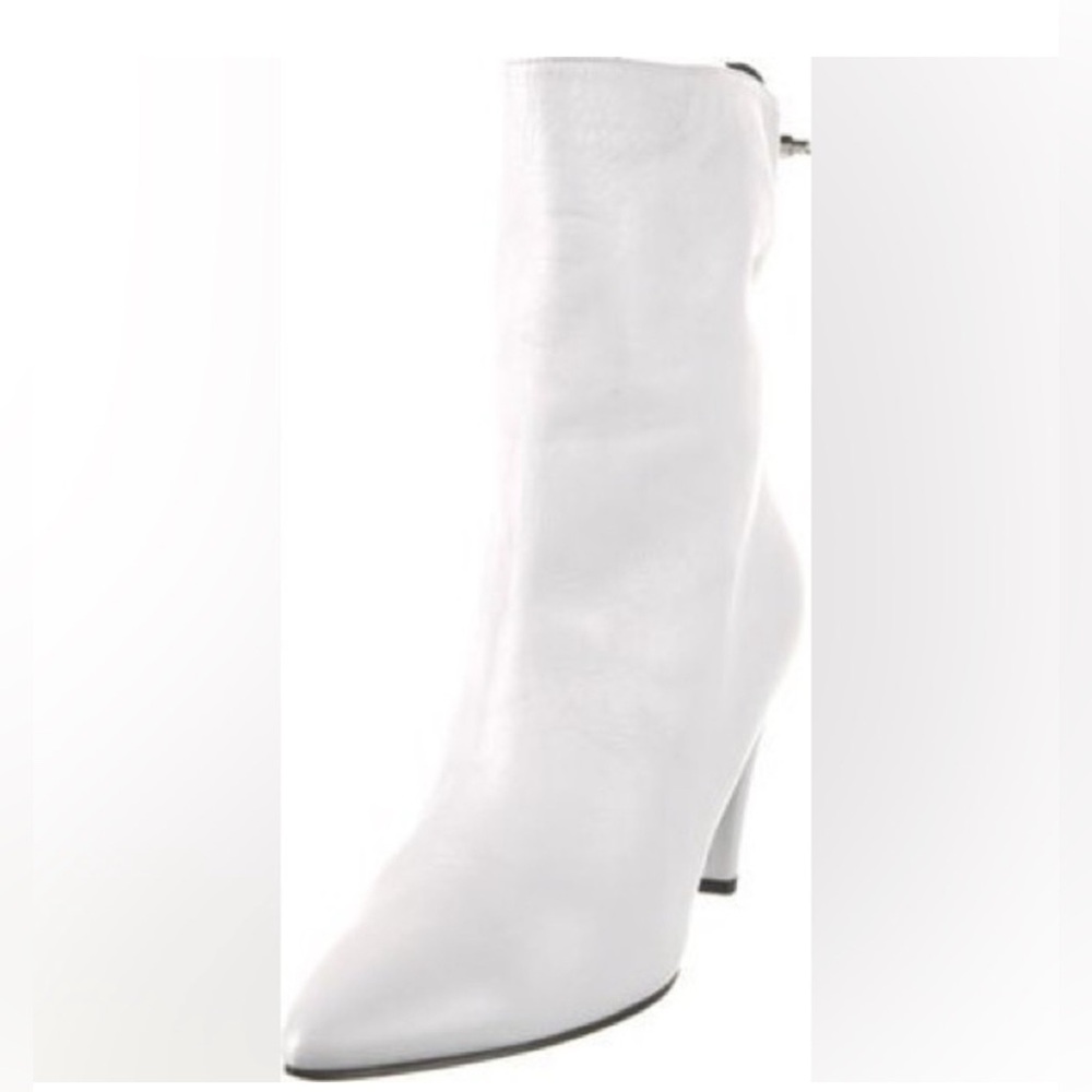 Longchamp Leather Ankle White Boots Pointed-Toes with Triangle Heels Size 7.5